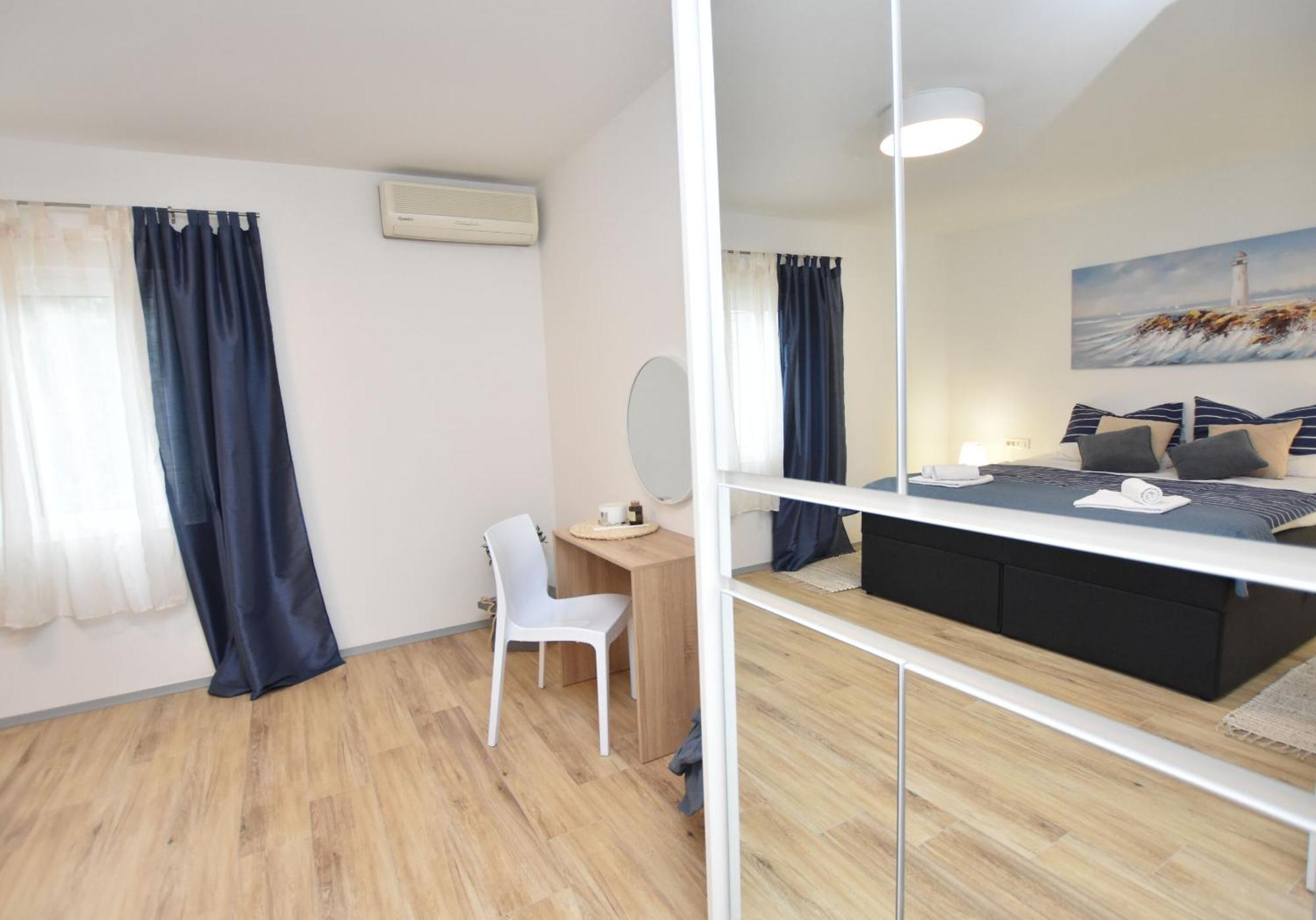 Apartment Palcic Primosten Exterior photo